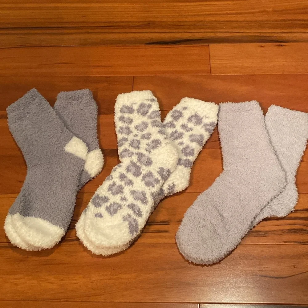 NWOT Set of 3 Fuzzy Socks